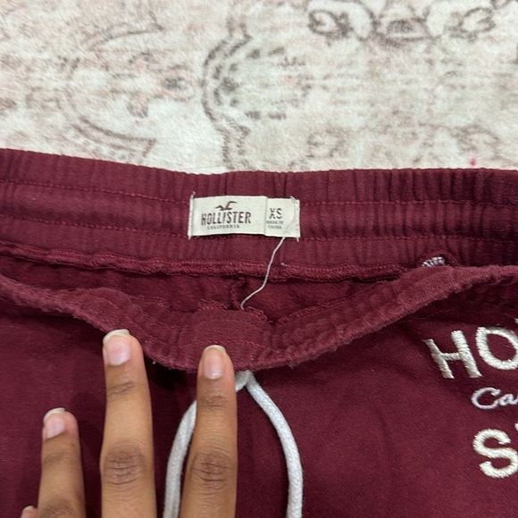 Hollister Drawstring Sweatpants - Picture 3 of 3